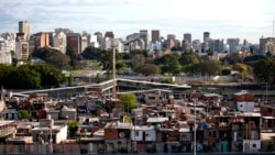 Los argentinos se preparan para las elecciones primarias del domingo en medio de una fuerte polarización