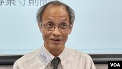 香港民意研究所總裁鍾庭耀表示，仍然繼續公佈特首及政府民望等調查數據，以履行民意研究者的社會責任。(美國之音/湯惠芸)