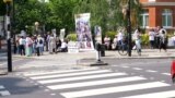 برگزاری تجمع در مقابل استودیو «ابی رود» لندن در مخالفت با احکام اعدام در ایران