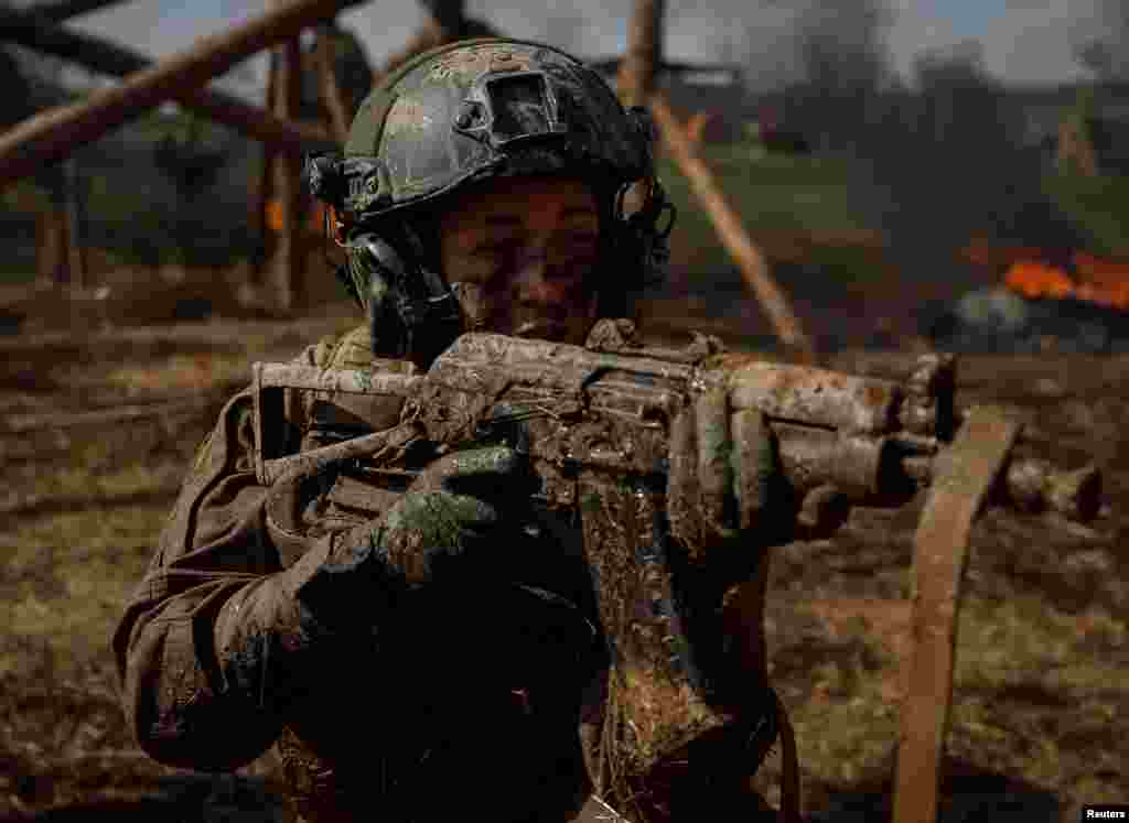 A Ukrainian serviceman attends an exercise in Chernihiv region, amid Russia's attack on Ukraine, May 15, 2023.