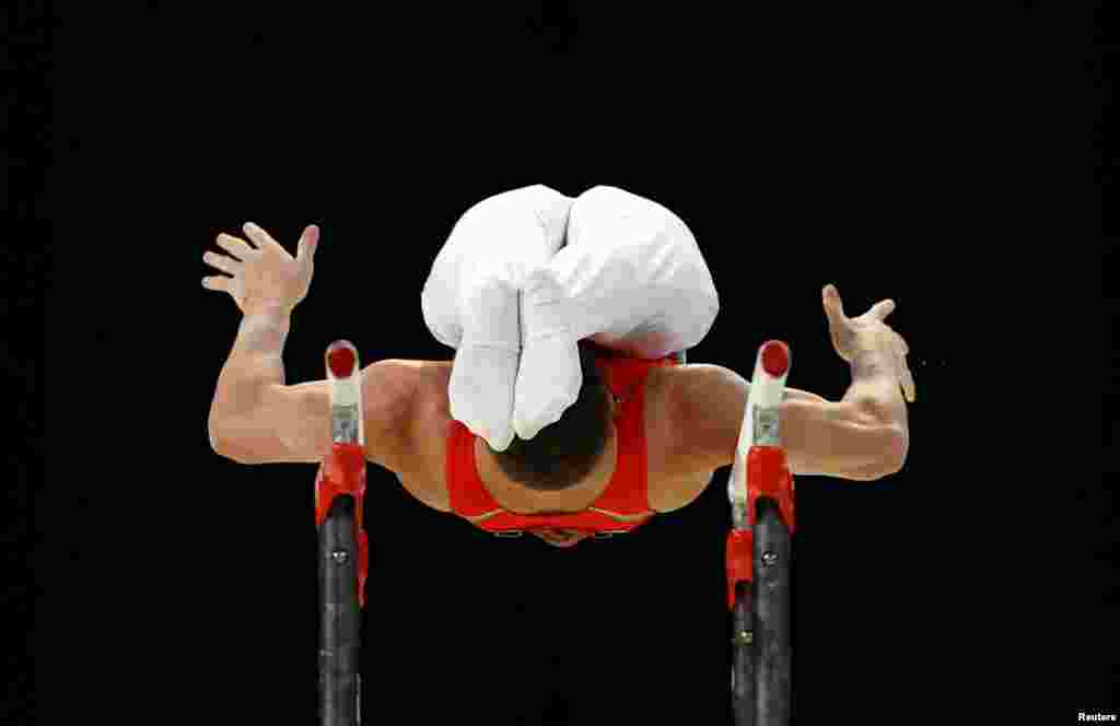 Wales' Jacob Edwards competes in the men's all-around final gymnastics during the Commonwealth Games at the Arena Birmingham in Brimingham, Britain, July 31, 2022.