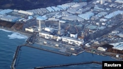Vista aérea de la planta nuclear de Fukushima, en el norte de Japón, después de un terremoto el 17 de marzo de 2022.