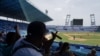 Cuba incluye a tres peloteros profesionales en su equipo para el Clásico Mundial