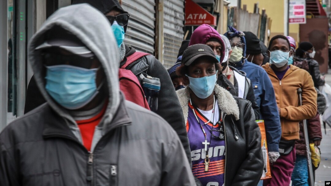 La comunidad afroamericana en Estados Unidos ha estado marginada por décadas, con poco acceso a servicios de salud de calidad, algo que se hace más notorio en esta pandemia, asegura un informe del senado estadounidense.
