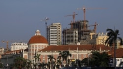 Angola quer renegociar a dívida - 3:51