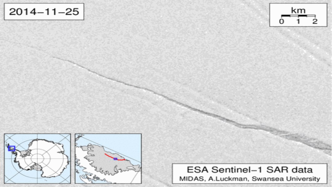An animation of the opening of the rift, as observed by ESA's Sentinel-1 satellites.