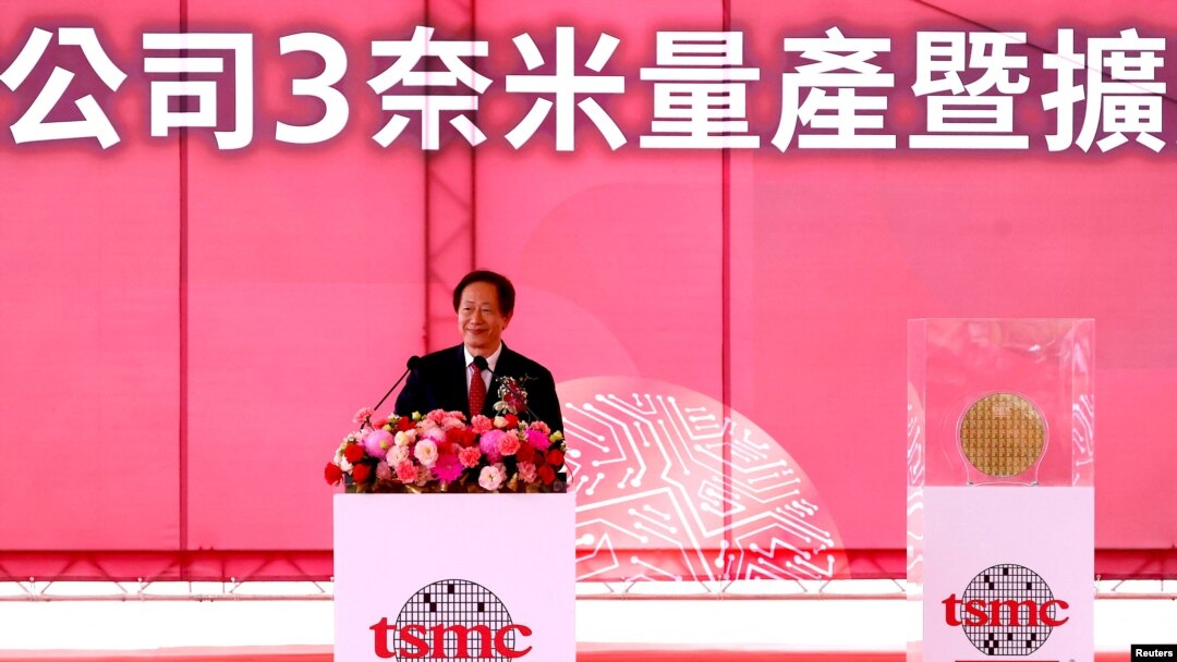 台積電董事長劉德音在南部科學園區(南科)晶圓18廠新建基地舉辦三奈米量產暨擴廠典禮。（2022年12月29日）
