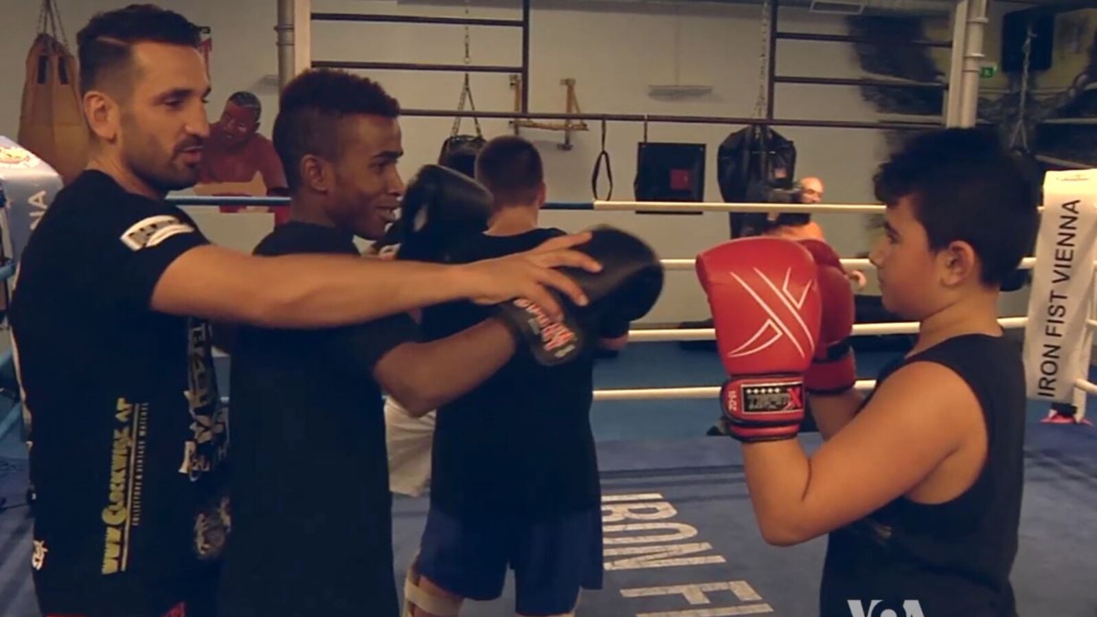 Fadi Merza, a champion Thai-style boxer who has won several titles, trains young migrants in Austria. Merza grew up in Syria.
