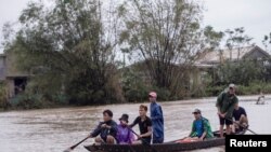 Đợt mưa lũ hồi cuối năm 2020 đã gây nhiều thiệt hại người và của. Hình ảnh được chụp tại xã Quảng An, tỉnh Thừa Thiên-Huế 