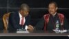 Presidente de Angola, João Lourenço, (esq.) com o então Presidente do Tribunal Supremo na abertura do ano judicial, Rui Ferreira, em 2018