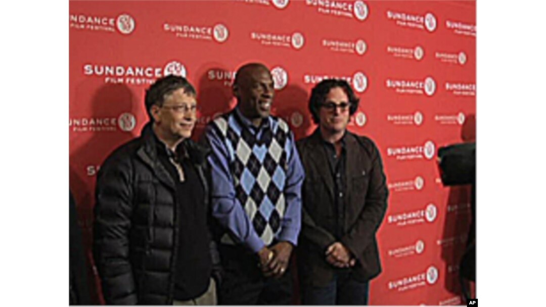 'Waiting for 'Superman'' director Davis Guggenheim (right) and education reformer Geoffrey Canada (center) with Microsoft founder and philanthropist Bill Gates (left).