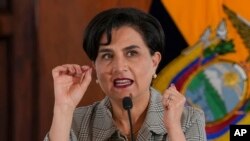 La ministra de Relaciones Exteriores de Ecuador, Gabriela Sommerfeld, habla con la prensa en Quito, Ecuador, el miércoles 24 de enero de 2024. Los gobiernos de Ecuador y México rompieron relaciones desde abril de 2024.