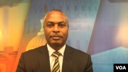 Abel Chivukuvuku, político angolano