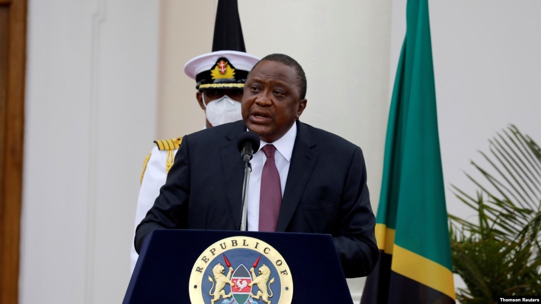 Rais wa Kenya, Uhuru Kenyatta kwenye picha ya awali