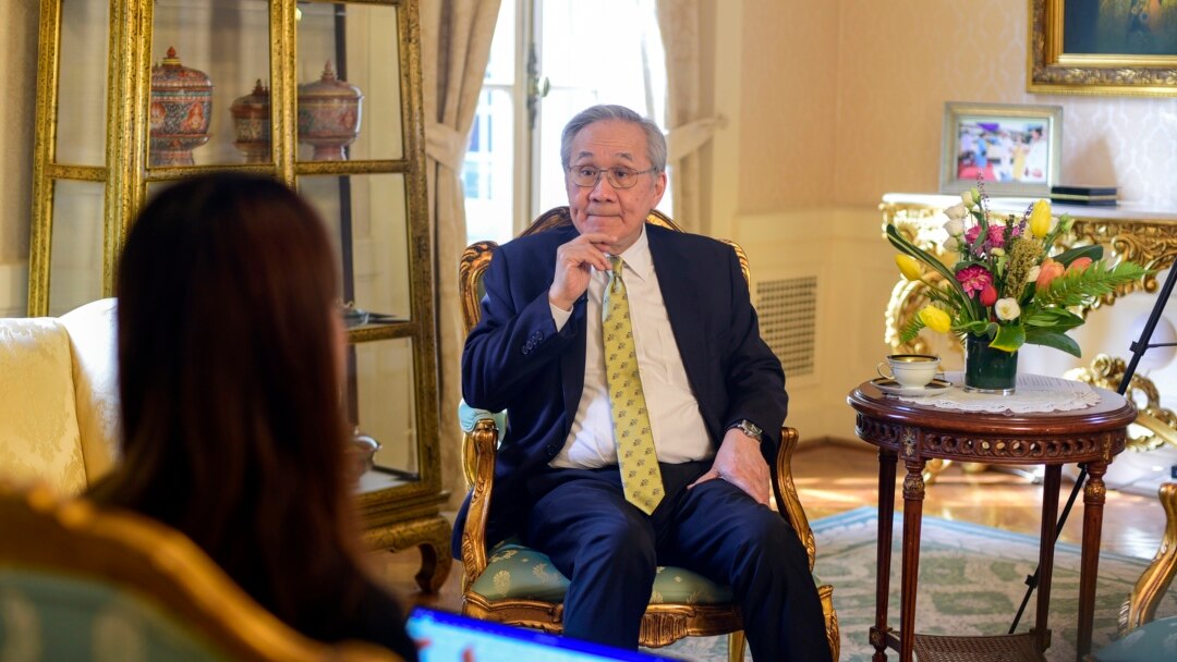 Thailand's Foreign Minister Don Pramudwinai talks with ‘VOA Thai’ during his official visit in Washington, DC, on Sept 28, 2021.