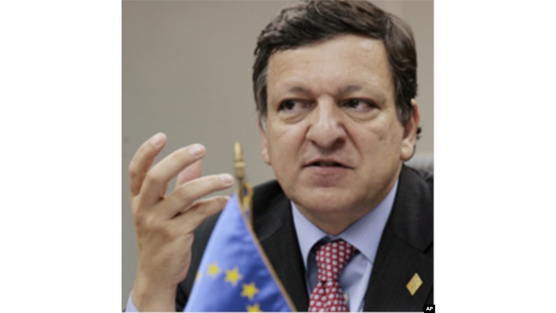 European Commission President Jose Manuel Durao Barroso speaks during a news conference (file photo)