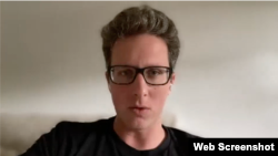YouTube視頻博主馬修·泰（Matthew Tye）接受美國之音Skype採訪視頻截圖