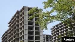 資料照：中國房地產企業佳登寶公司在廣西桂林的一處沒有完工的住宅建築工地。（2022年9月17日）