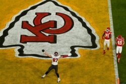 Tampa Bay Buccaneers' Rob Gronkowski (87) reacts after scoring a touchdown during the first half of the NFL Super Bowl 55 football game against the Kansas City Chiefs, Feb. 7, 2021, in Tampa, Fla.