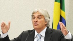 "Lula e Dilma sabiam da corrupção na Petrobras", acusa Delcídio do Amaral