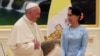 Pope Francis meets Myanmar’s State Counselor Aung San Suu Kyi in Naypyitaw, Nov. 28, 2017. 