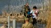 Cómo planea Texas arrestar a migrantes sin autorización si entra en vigor su ley