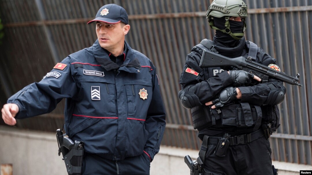 ARHIVA - Policija Crne Gore na zadatku, u Podgorici, 9. maja 2019. (Foto: Reuters/Stevo Vasiljević)