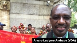 Dom Manuel Imbamba, bispo angolano