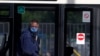 Preminulih 11, novoobolelih 357, Vučić tvrdi verovatno bez policijskog časa