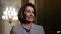Demokratlar liderlaridan Nensi Pelosi