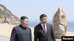中國國家主席習近平2018年5月7日到8日在中國大連會晤朝鮮領導人金正恩。這是金正恩在不到兩個月的時間內第二次秘密中國之行。