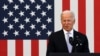 El presidente Joe Biden pronuncia comentarios sobre la legislación de infraestructura en el Electric City Trolley Museum en Scranton, Pensilvania, Estados Unidos, el 20 de octubre de 2021. REUTERS / Jonathan Ernst