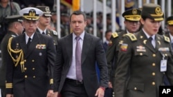 El presidente de Ecuador, Daniel Noboa captado durante una ceremonia de entrega de equipos a la Escuela de policía Alberto Enríquez Gallo en Quito, Ecuador, lunes 22 de enero de 2024.