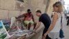 Venta de cuadros para turistas en la Vieja Habana.