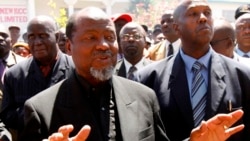 Chissano diz que ainda é cedo para pedir perdão da dívida