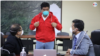 La <em><strong>Voz de América</strong> </em>dialogó con el alcalde de Quito, Jorge Yunda, para conocer sus impresiones acerca de las acciones realizadas para controlar la epidemia y aseguró que: &quot;Si bien es cierto, Quito tiene un menor número de contagios, persiste el peligro. Tenemos la preocupación de que cualquier momento se desborde. Es por esa razón que el municipio se hizo cargo del cerco epidemiológico&quot;. Foto: Cortesía.
