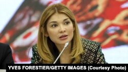 AQSh prokurorlarining aytishicha, tergov markazida O'zbekiston rahbarining qizi Gulnova Karimova turadi. U jahon bo'ylab har xil hisoblarda saqlanayotgan 1 milliard dollar poraning sohibasi ekani aytiladi, deydi Amerika tergovchilari. 