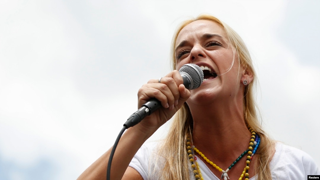 La esposa de López, Lilian Tintori, habló con la diplomática sobre los patrones de persecución a que son sometidos los venezolanos.