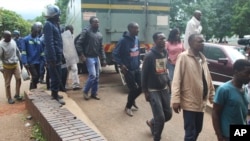Okwenzakala eZimbabwe ngomnyaka ka2019 uzulu ekhonona ngokukhuphulwa kwentento yamafutha ezimota