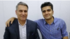 تصویری از منوچهر بختیاری (سمت چپ) در کنار فرزند خود پویا بختیاری که در اعتراضات آبان‌ماه گذشته کشته شد. 